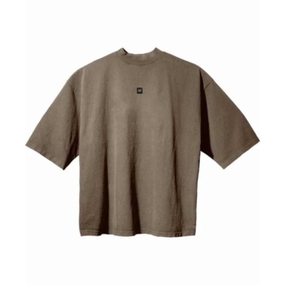 Yeezy-Gap-Engineered-by-Balenciaga-Logo-34-Sleeve-T-Shirt-–-Beige